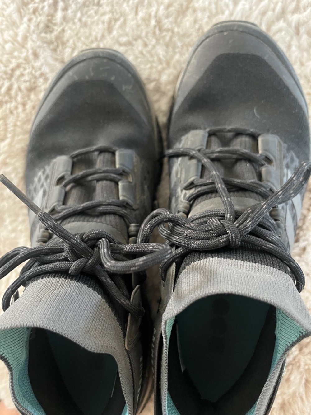 Adidas hiking shoes sz8 - Picture 6 of 6
